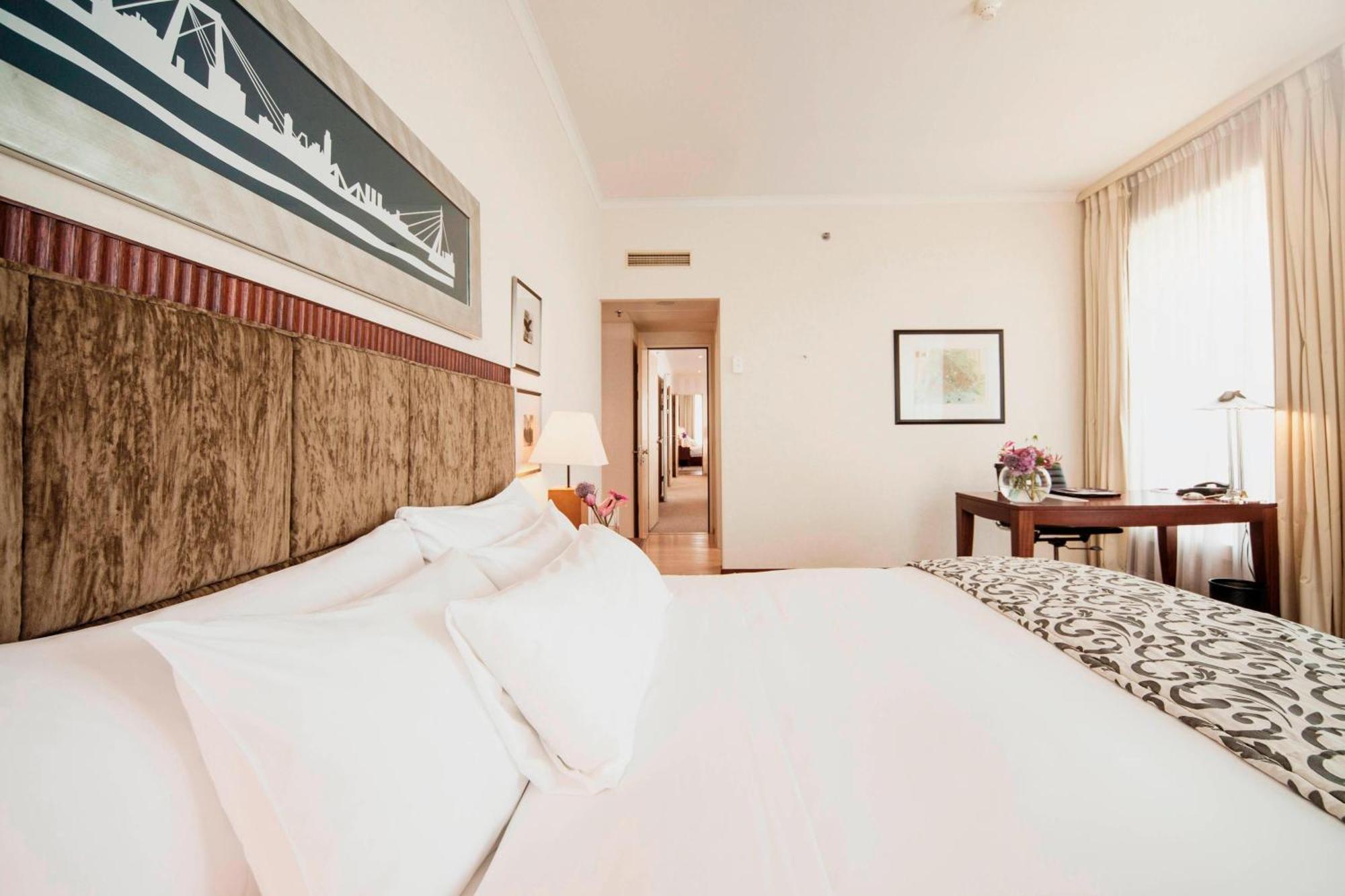 فندق روتردام ماريوت المظهر الخارجي الصورة A room at the hotel