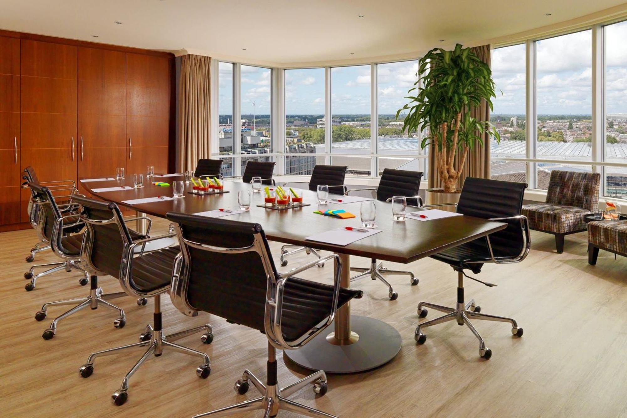 فندق روتردام ماريوت المظهر الخارجي الصورة Meeting room at the InterContinental London The O2