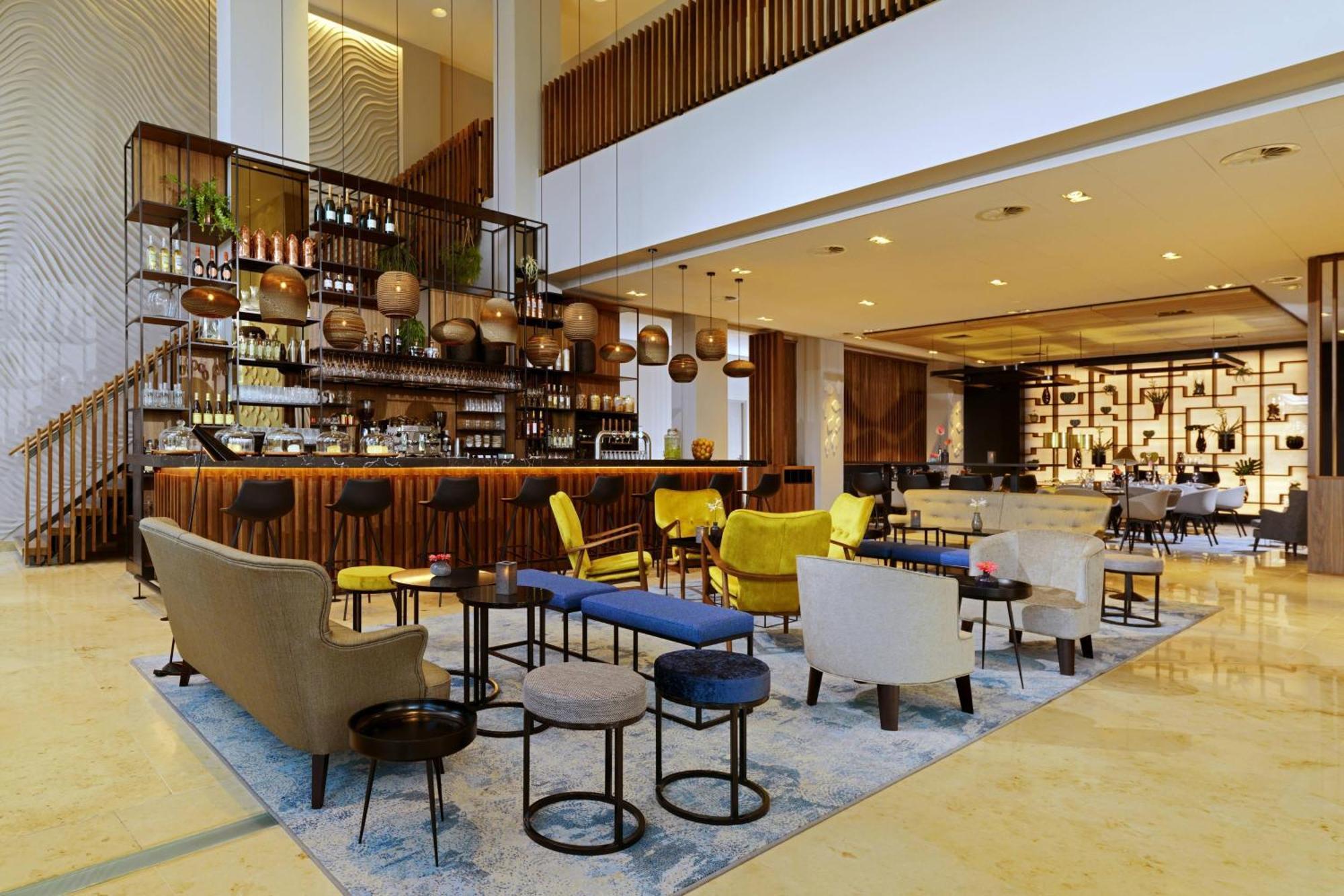 فندق روتردام ماريوت المظهر الخارجي الصورة The bar at the hotel